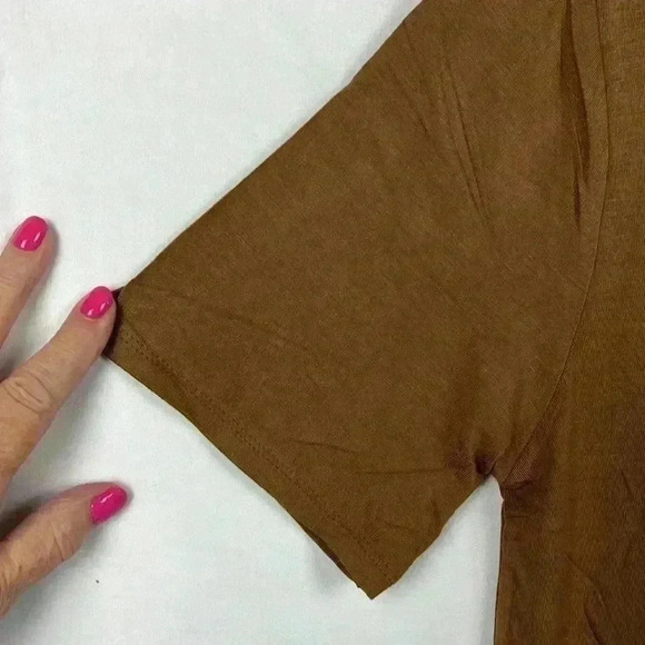 Zenana Women’s Top Dark Caramel L Relaxed Fit V-Neck Leopard Print Pocket Casual - Picture 6 of 8